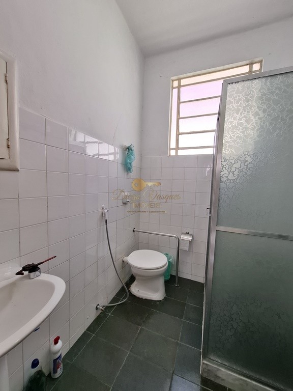 Casa à venda com 6 quartos, 280m² - Foto 10