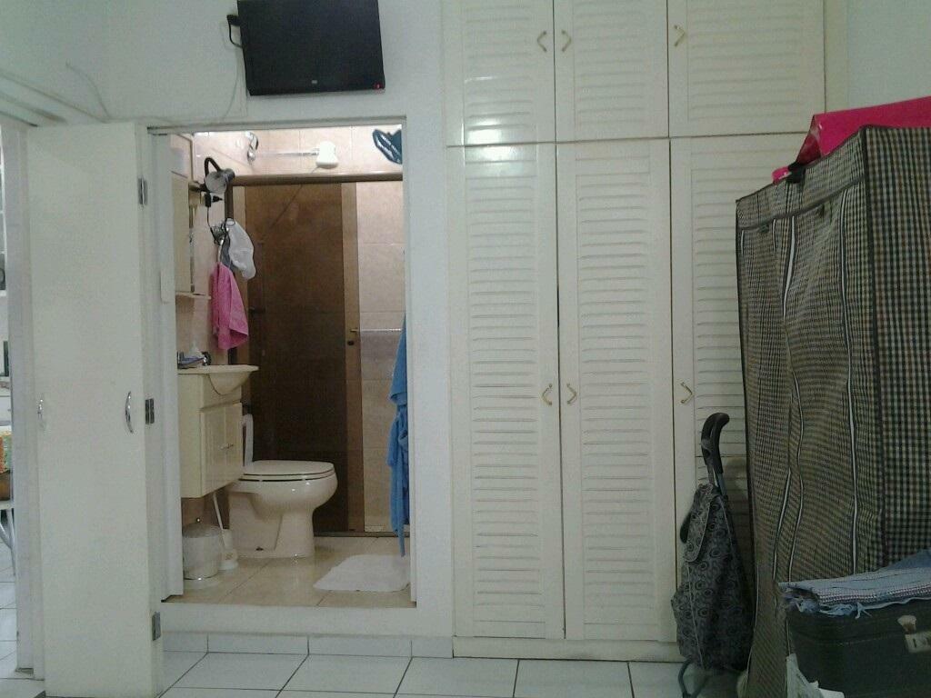 Apartamento à venda com 2 quartos, 85m² - Foto 10