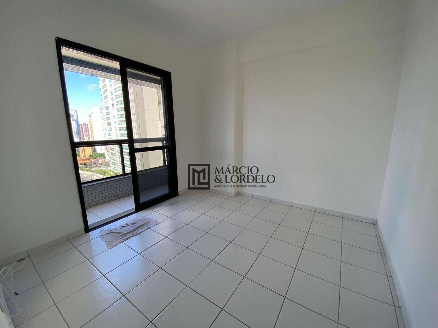 Apartamento à venda com 2 quartos, 64m² - Foto 3