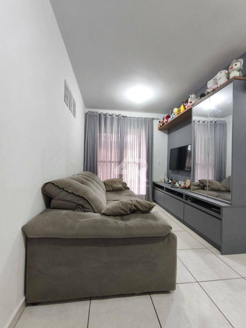 Apartamento à venda com 2 quartos, 67m² - Foto 4