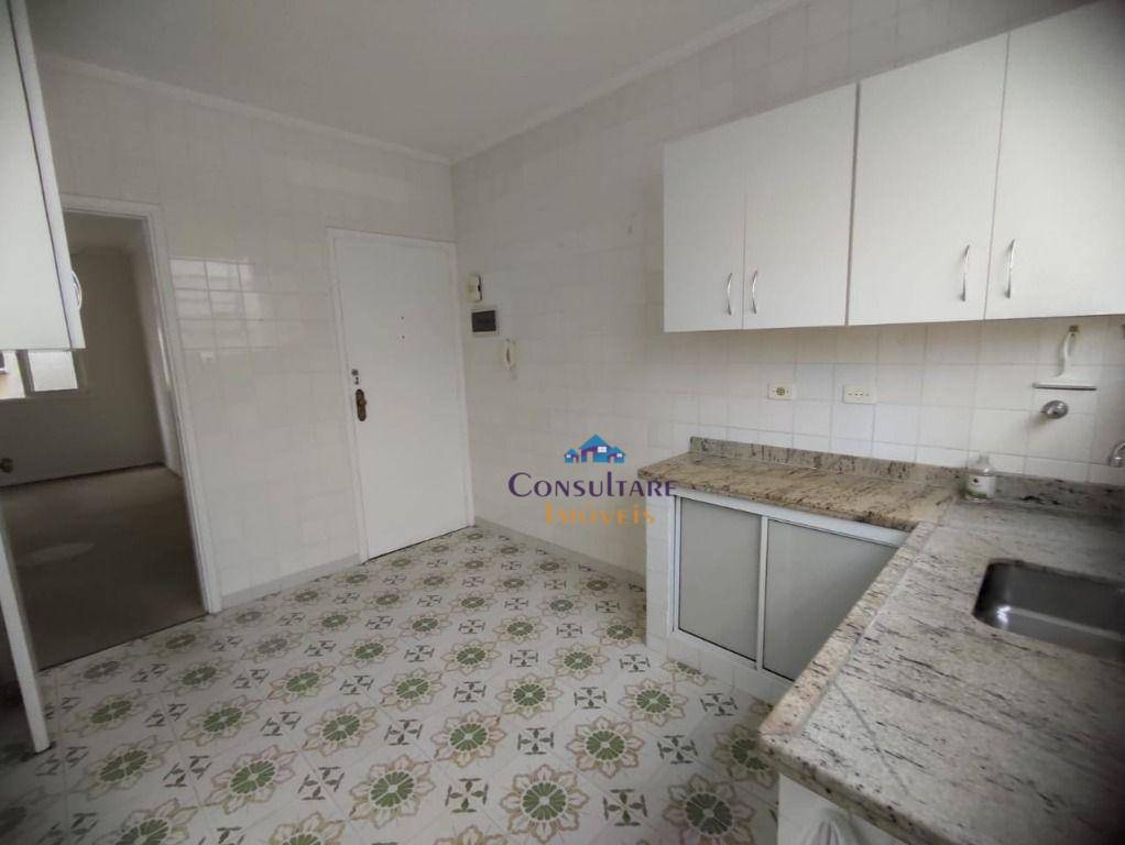 Apartamento à venda com 3 quartos, 98m² - Foto 35