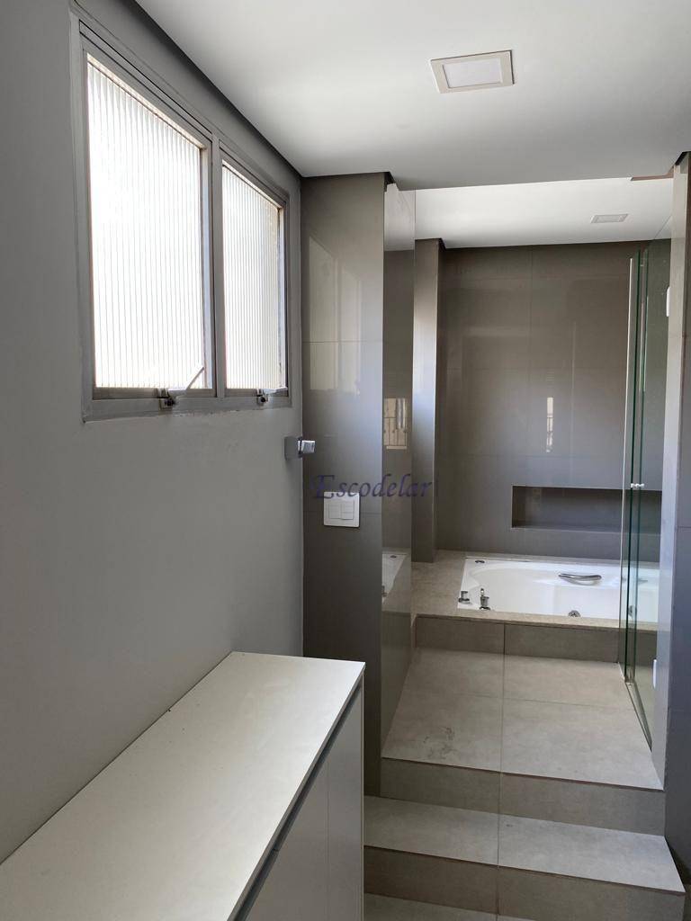 Apartamento à venda com 3 quartos, 198m² - Foto 45