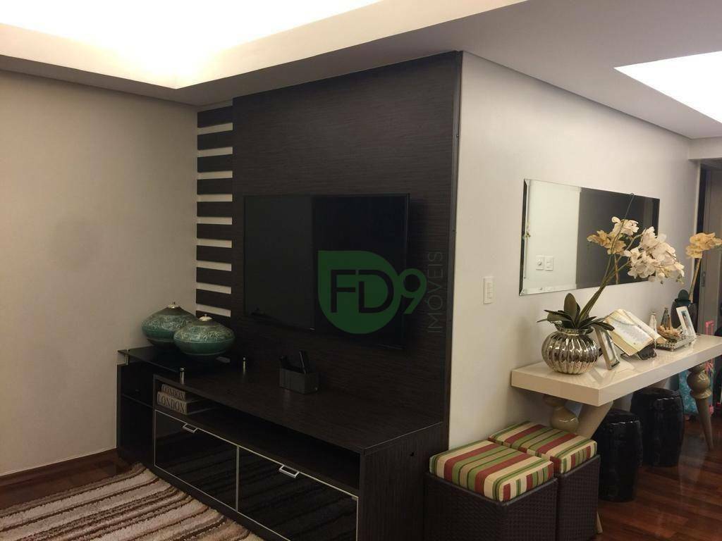 Apartamento à venda com 3 quartos, 130m² - Foto 6