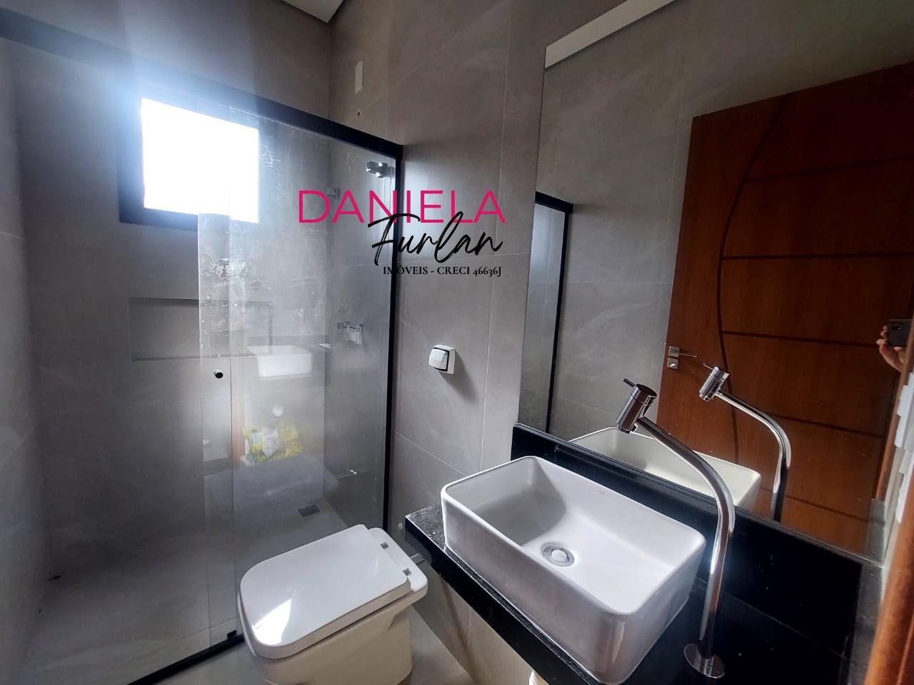 Casa de Condomínio à venda com 3 quartos, 218m² - Foto 47