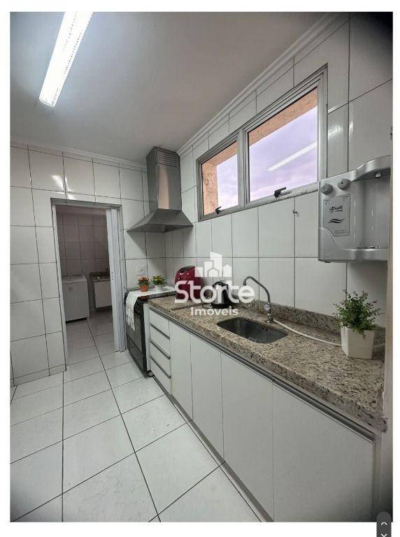 Apartamento à venda com 3 quartos, 160m² - Foto 4