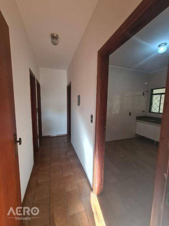 Casa à venda com 3 quartos, 182m² - Foto 31