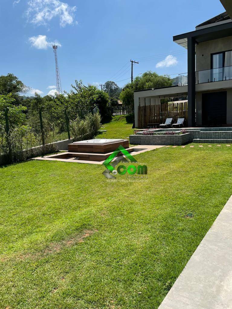 Casa de Condomínio para alugar com 4 quartos, 435m² - Foto 44