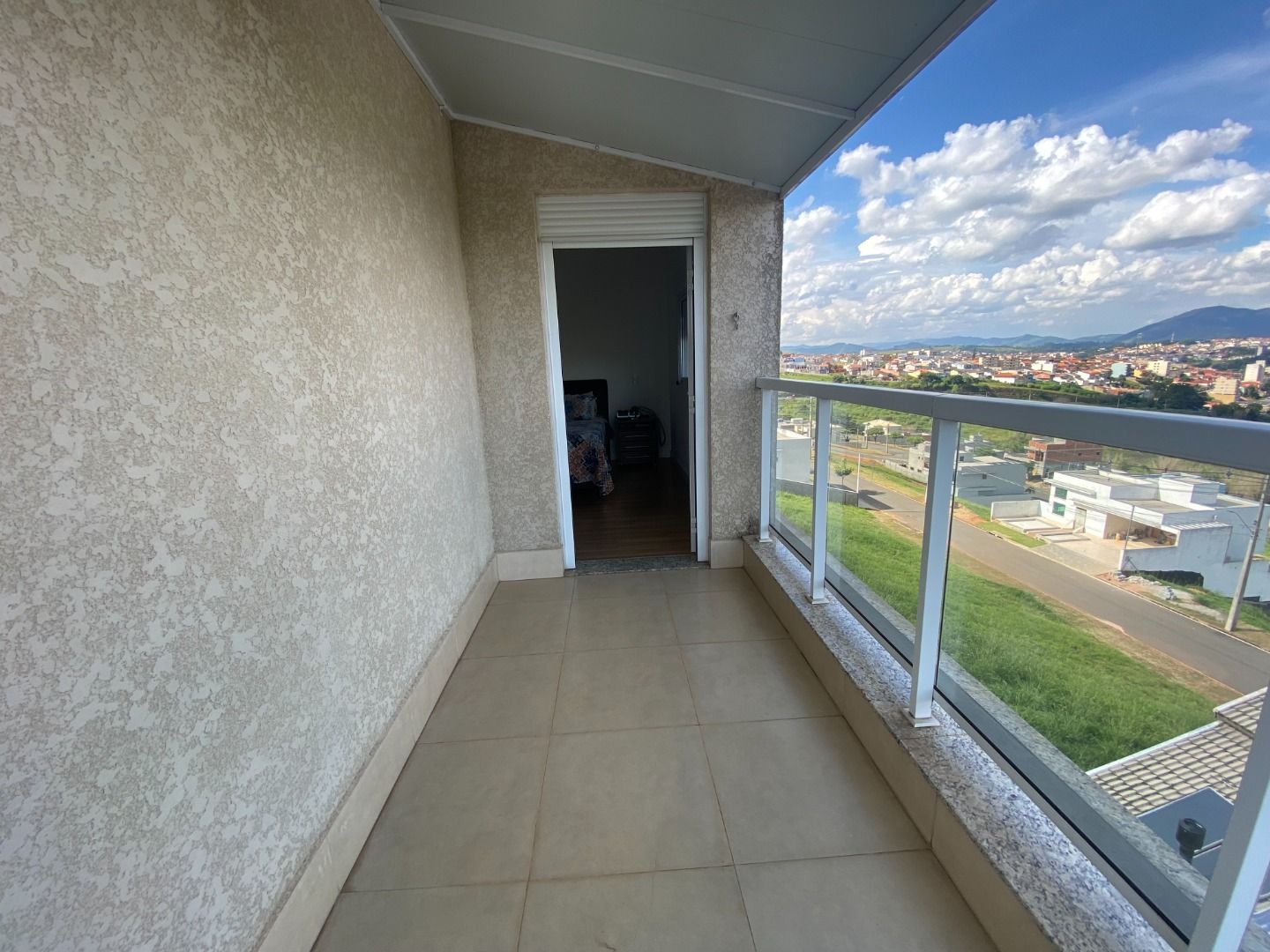 Casa de Condomínio à venda com 4 quartos, 310m² - Foto 33