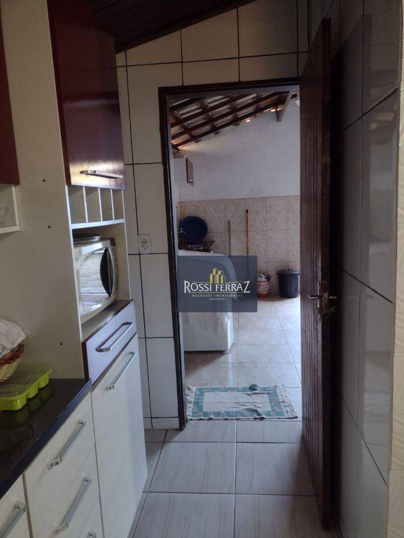 Casa à venda com 2 quartos, 150m² - Foto 18