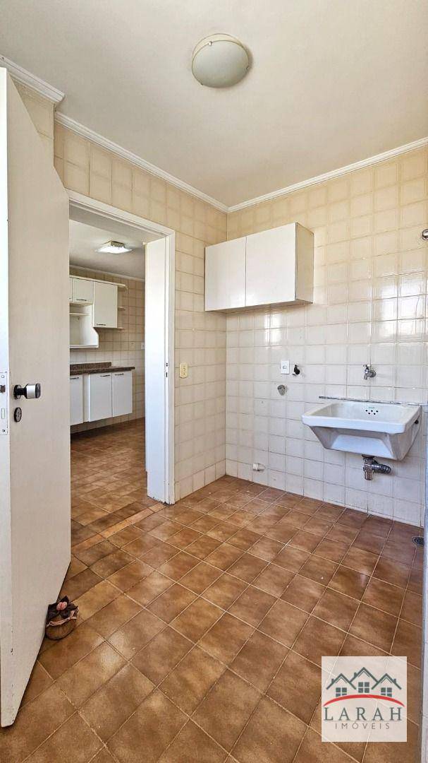 Apartamento à venda com 3 quartos, 122m² - Foto 14