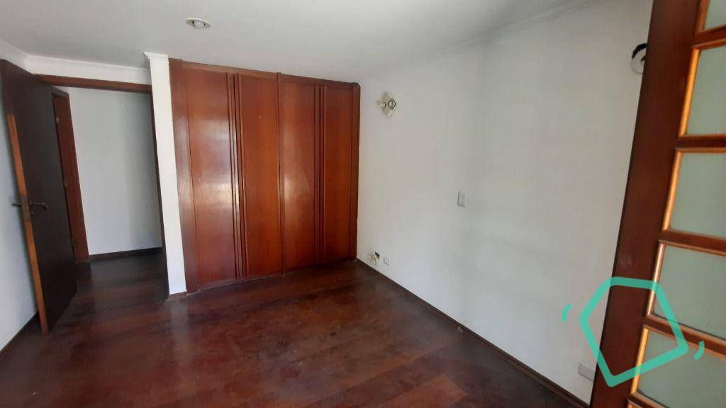 Casa de Condomínio à venda e aluguel com 3 quartos, 450m² - Foto 26