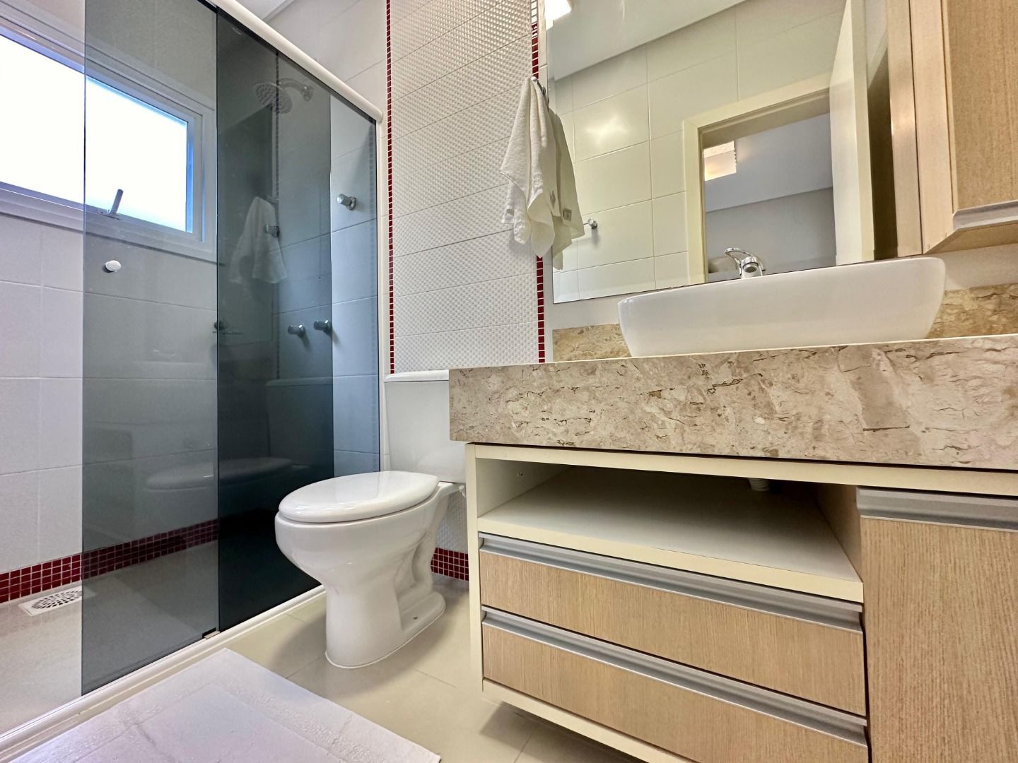 Casa de Condomínio à venda com 5 quartos, 297m² - Foto 15