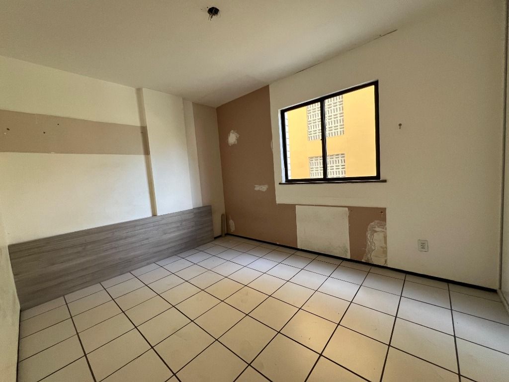 Apartamento à venda com 3 quartos, 100m² - Foto 7