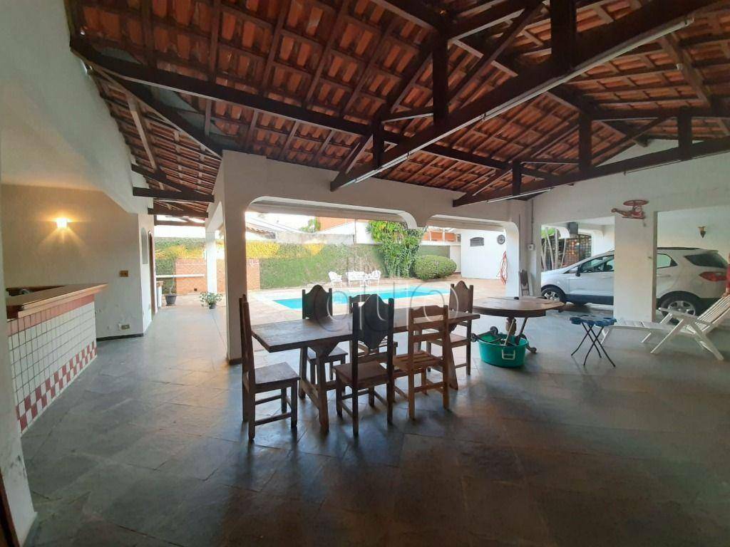 Casa à venda com 3 quartos, 410m² - Foto 2