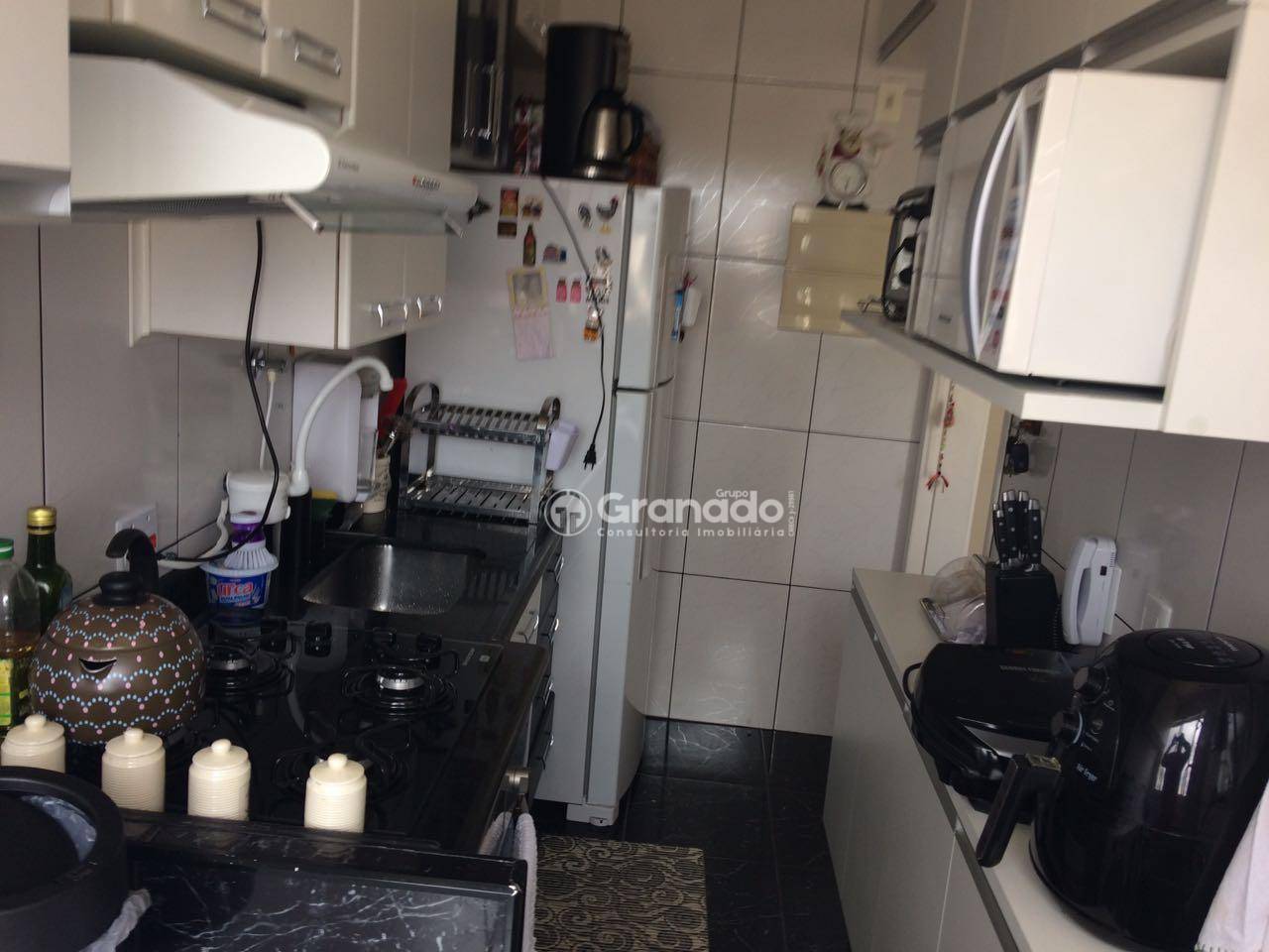 Apartamento à venda com 2 quartos, 49m² - Foto 3