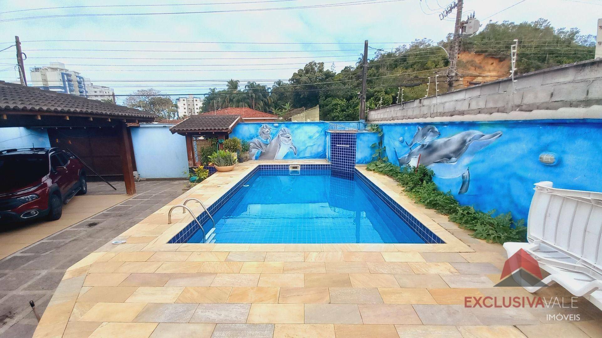 Casa à venda com 4 quartos, 199m² - Foto 2