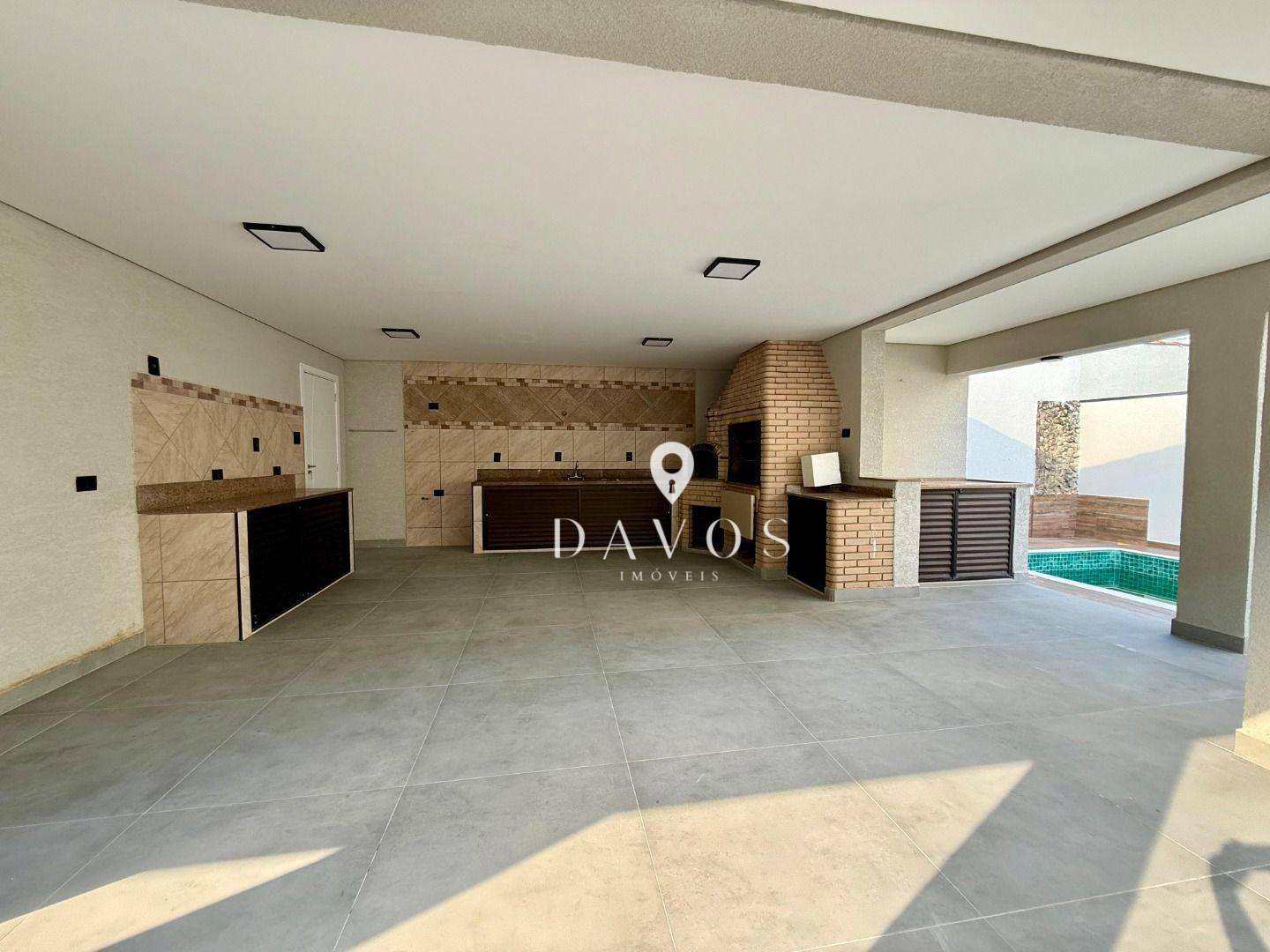 Casa à venda com 3 quartos, 342m² - Foto 4