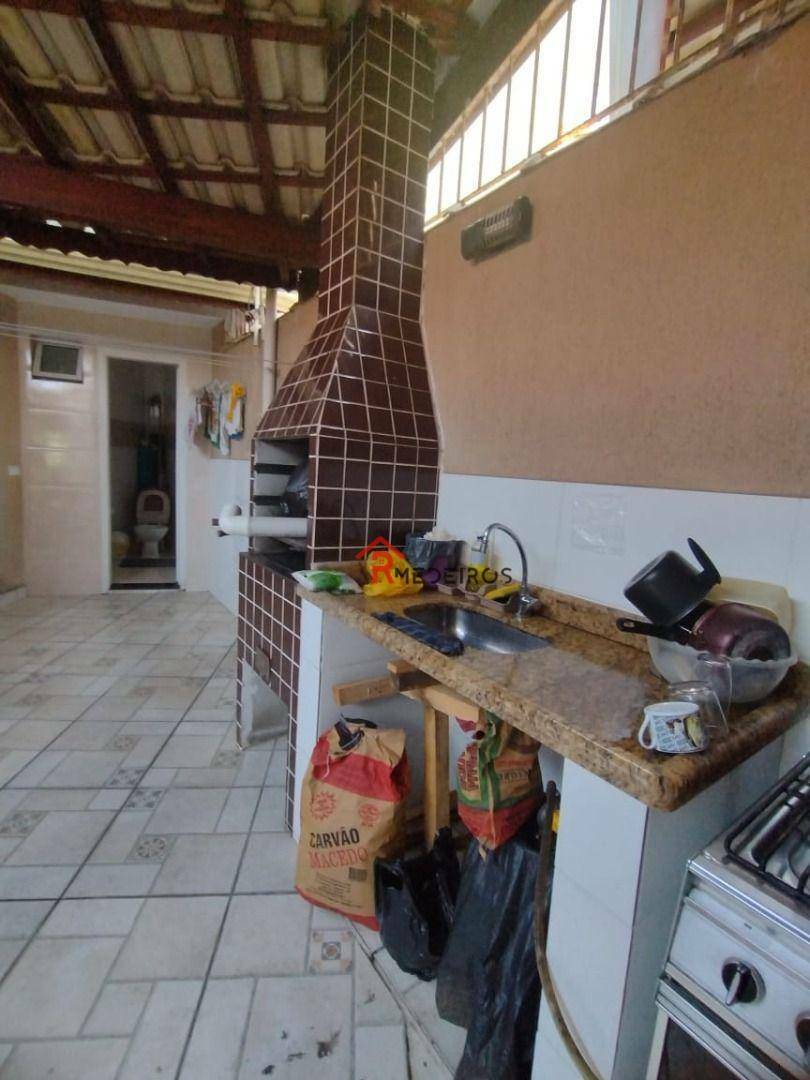 Sobrado à venda com 2 quartos, 130m² - Foto 32