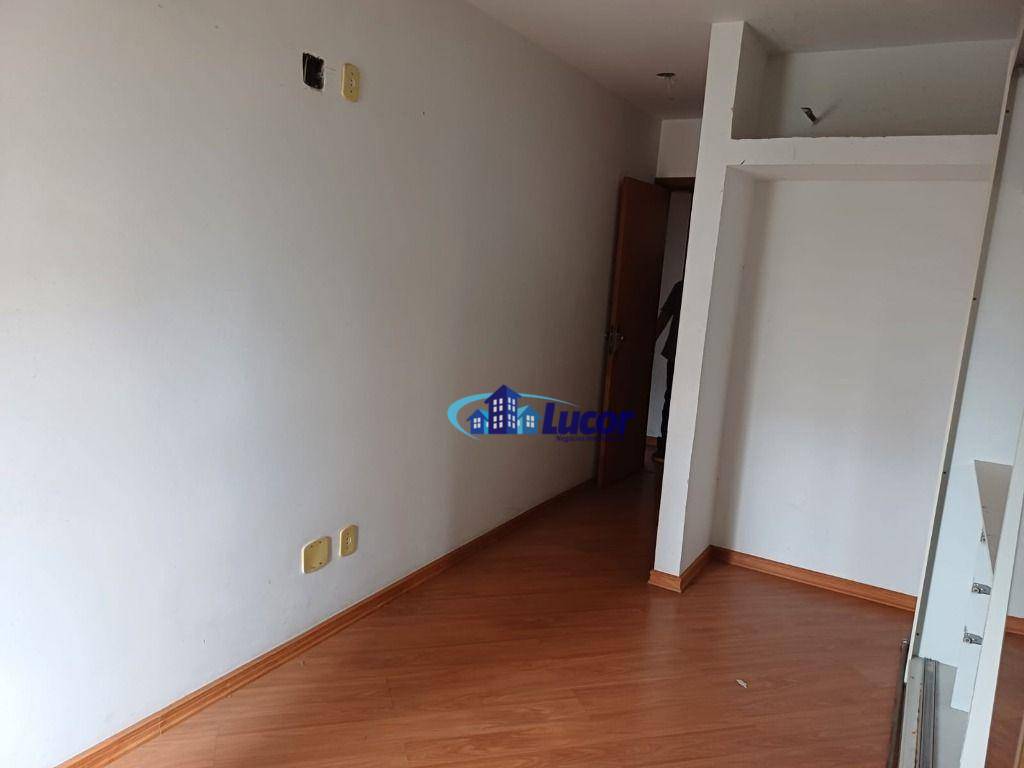 Apartamento à venda com 3 quartos, 103m² - Foto 19