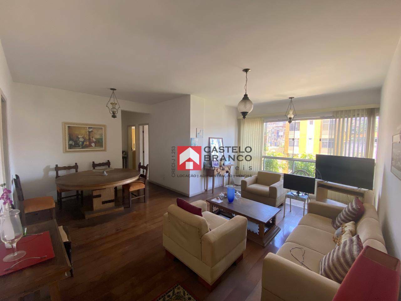 Apartamento à venda com 2 quartos, 93m² - Foto 2