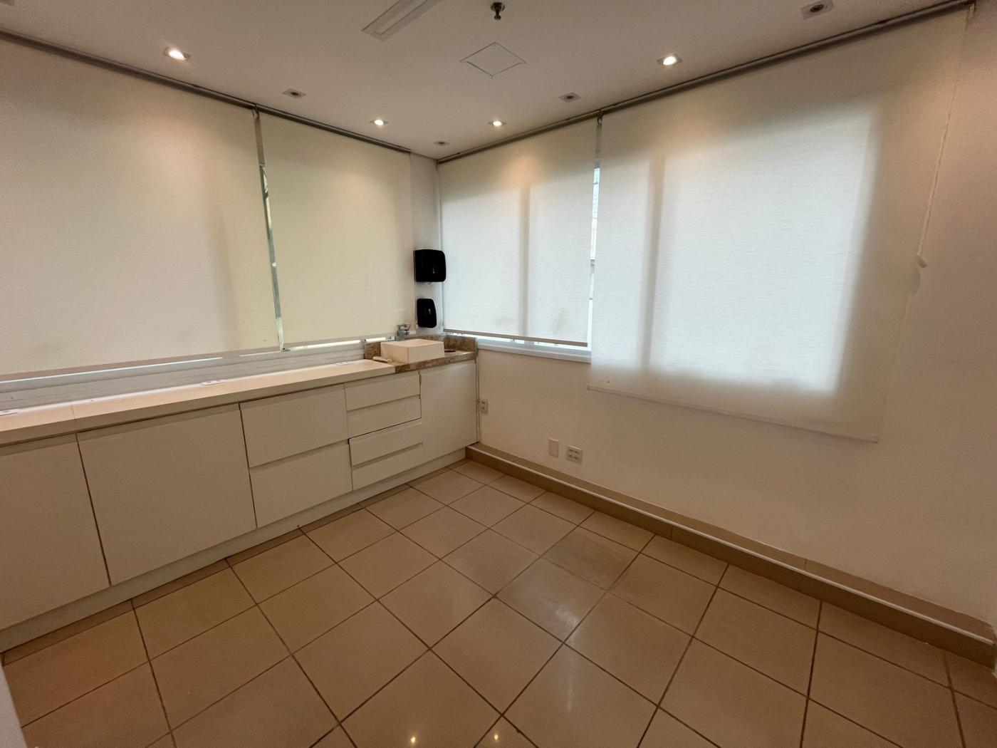 Prédio Inteiro para alugar com 1 quarto, 41m² - Foto 25