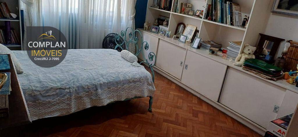 Apartamento à venda com 3 quartos, 236m² - Foto 23