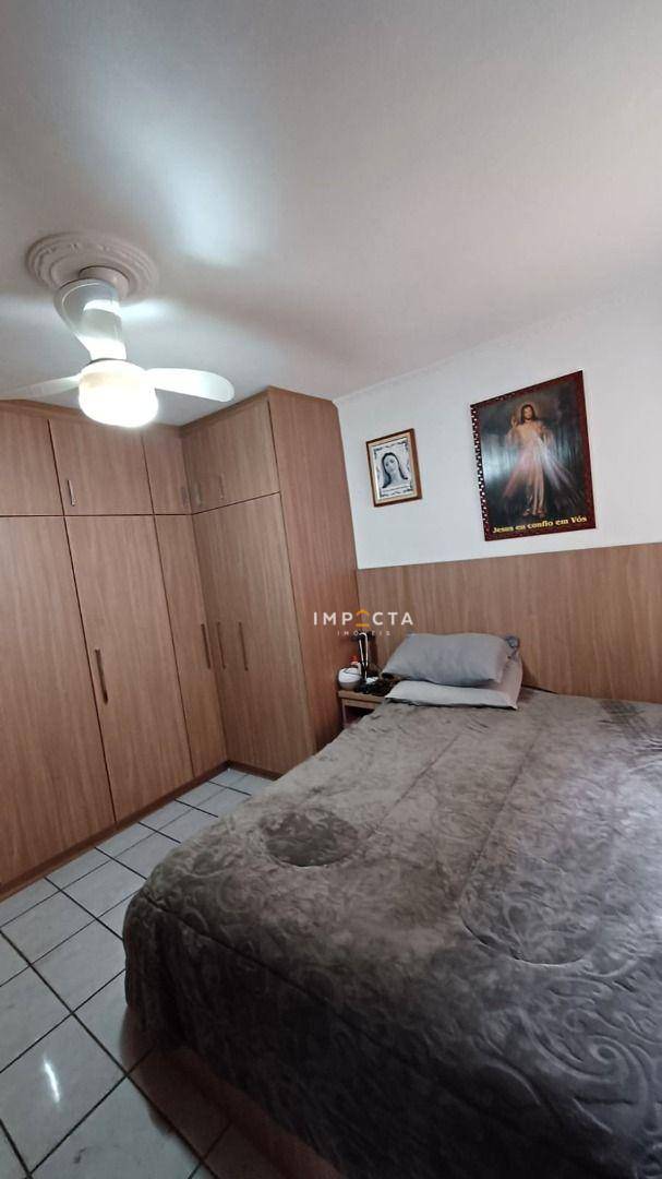 Casa à venda com 3 quartos, 100m² - Foto 17