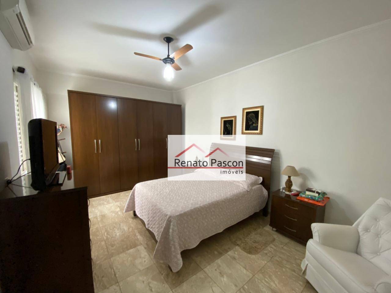 Casa à venda com 3 quartos, 200m² - Foto 10