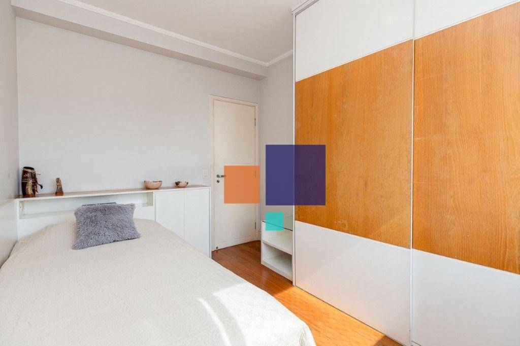 Apartamento à venda com 3 quartos, 132m² - Foto 2