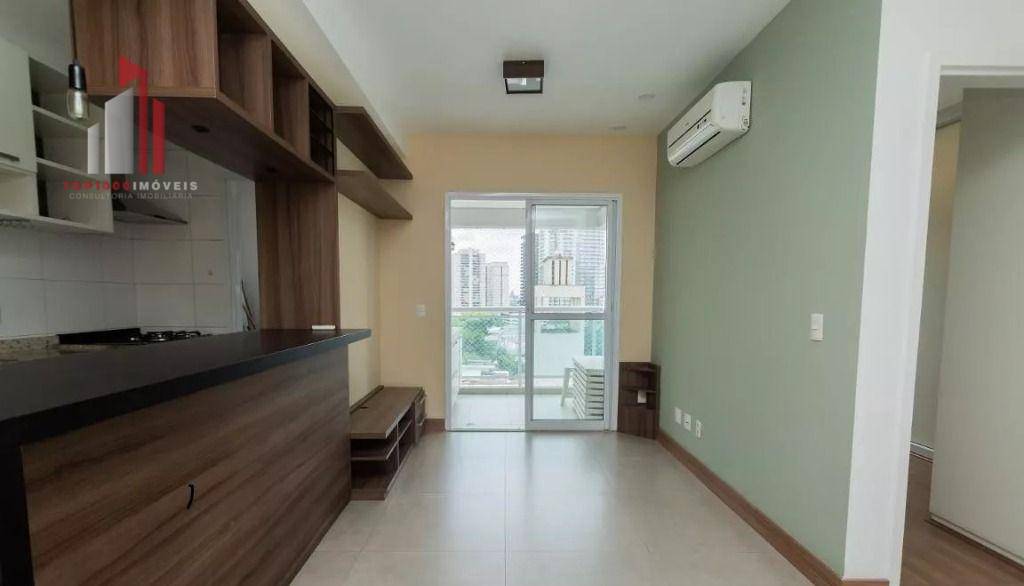 Apartamento à venda com 2 quartos, 70m² - Foto 2