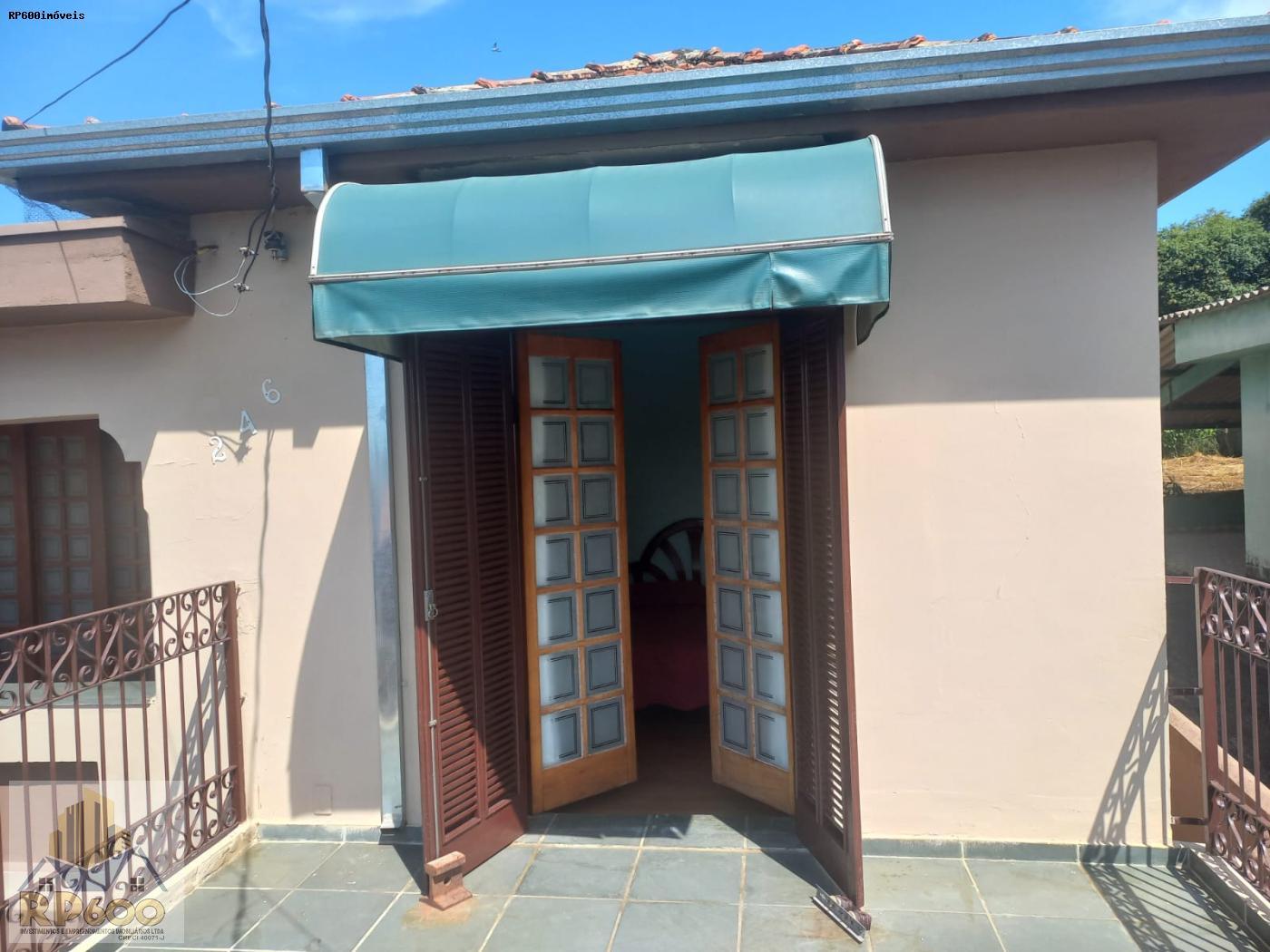 Casa à venda com 2 quartos, 400m² - Foto 14