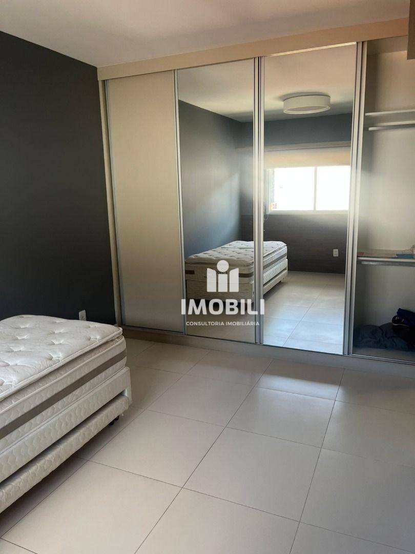 Casa de Condomínio à venda com 4 quartos, 249m² - Foto 32