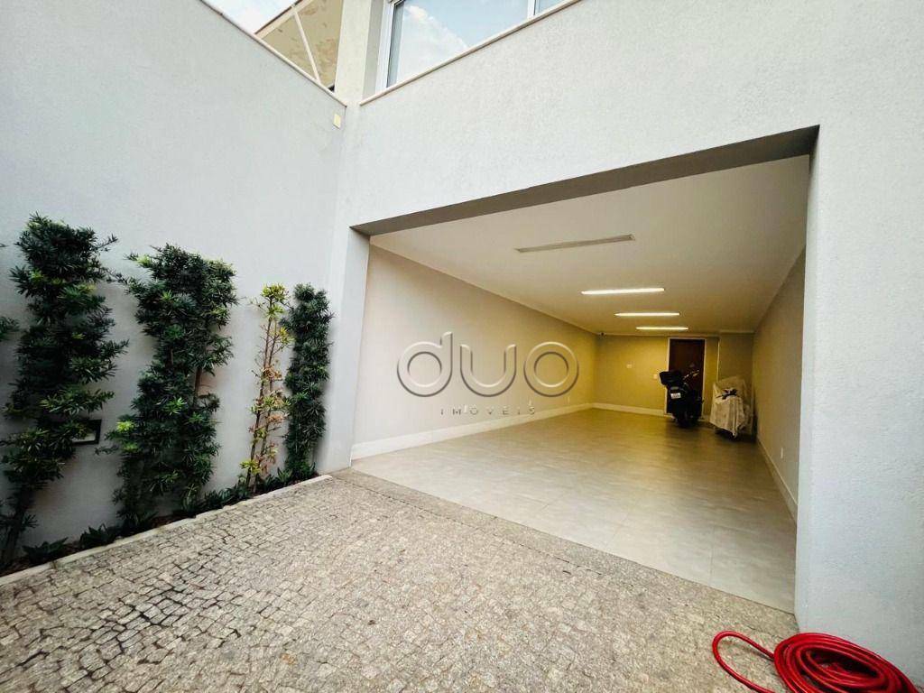 Casa à venda com 3 quartos, 338m² - Foto 6