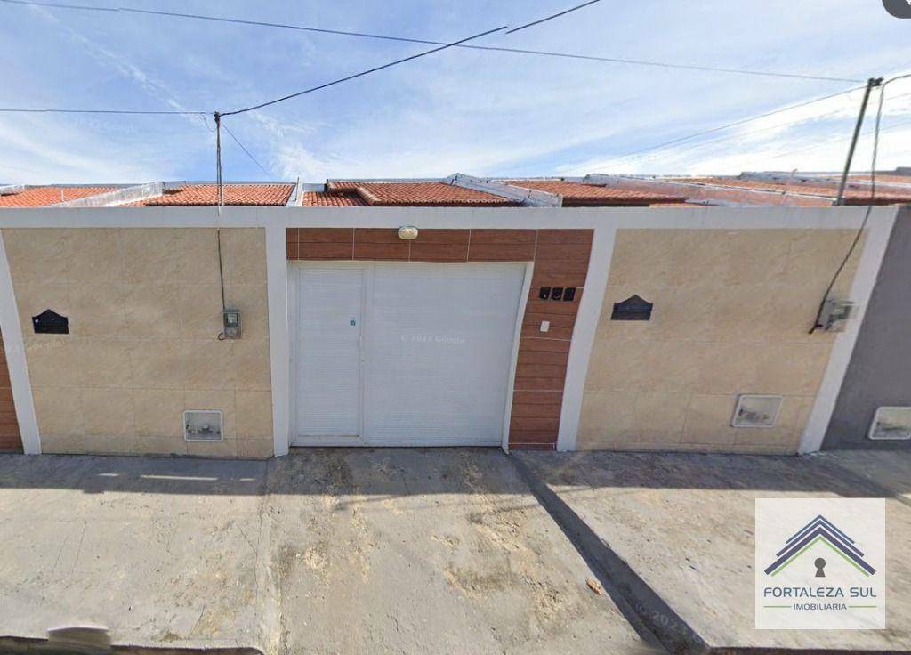 Casa à venda com 3 quartos, 90m² - Foto 1