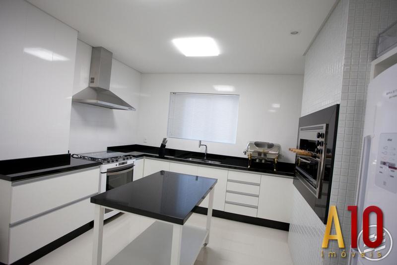 Apartamento à venda com 3 quartos, 138m² - Foto 30