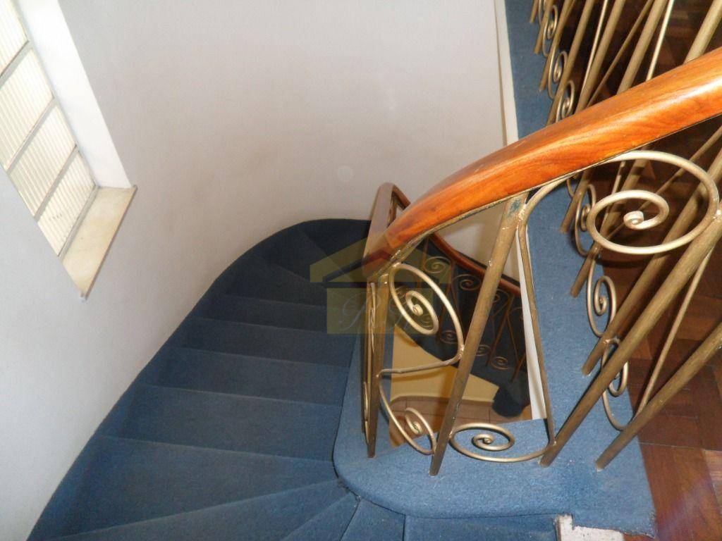 Casa para alugar com 3 quartos, 170m² - Foto 15