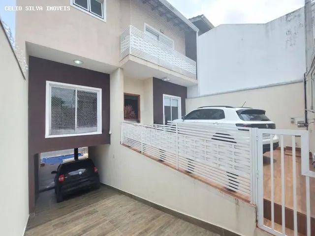 Casa à venda com 4 quartos, 150m² - Foto 2