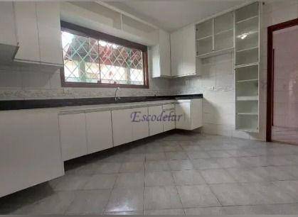 Sobrado à venda com 3 quartos, 200m² - Foto 14