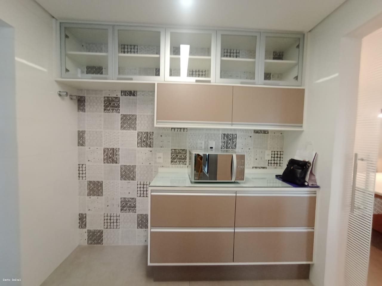 Apartamento para alugar com 3 quartos, 198m² - Foto 13