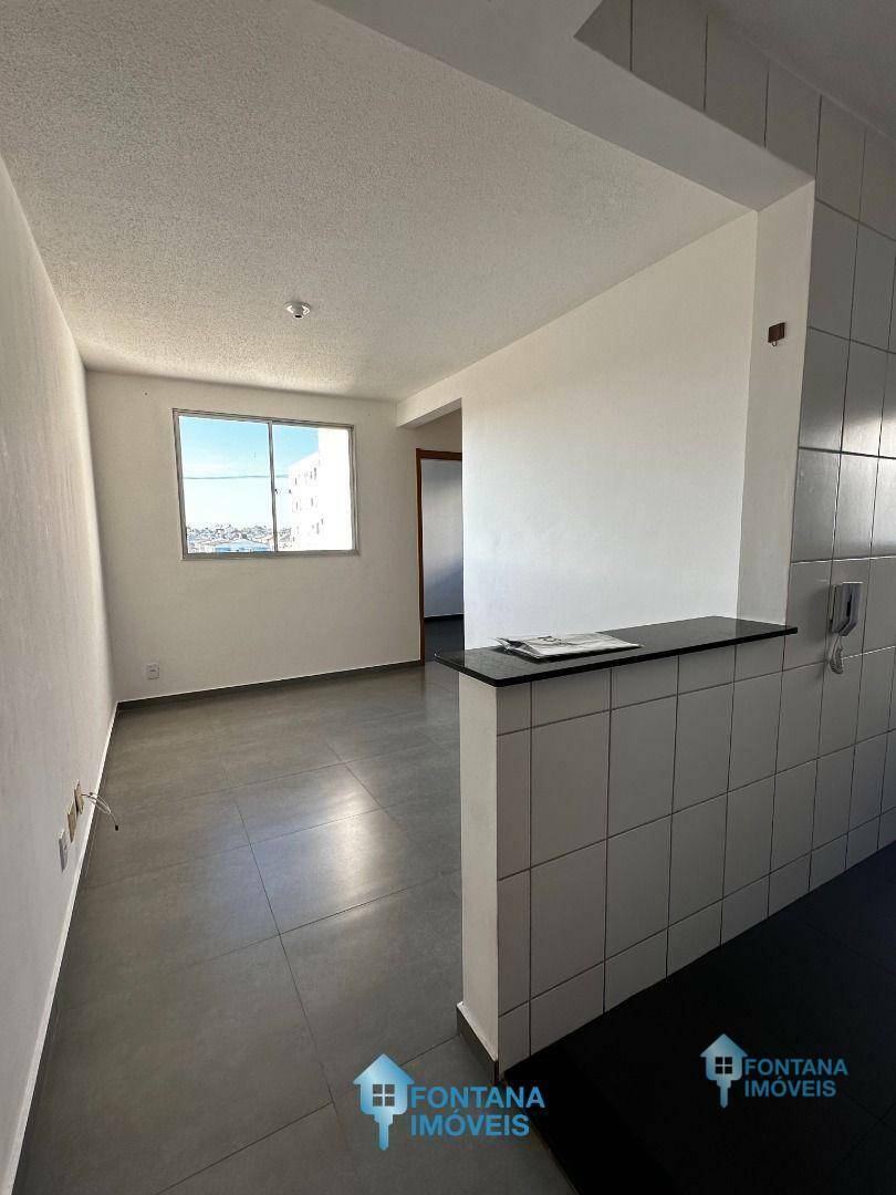 Apartamento à venda com 2 quartos, 45m² - Foto 2