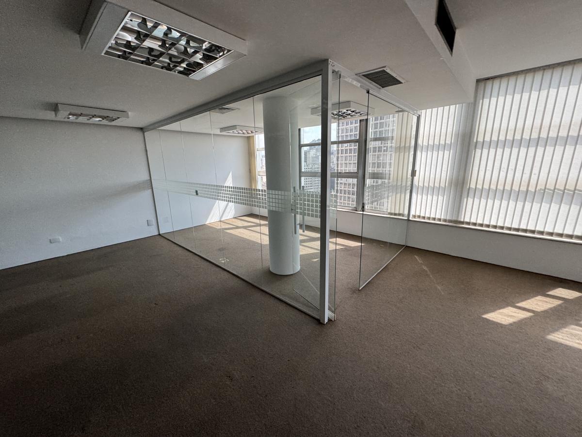 Prédio Inteiro à venda com 1 quarto, 256m² - Foto 1