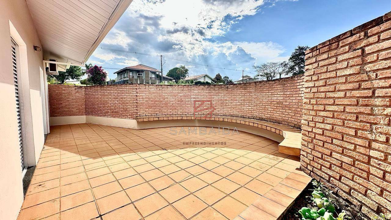 Casa à venda e aluguel com 3 quartos, 350m² - Foto 40