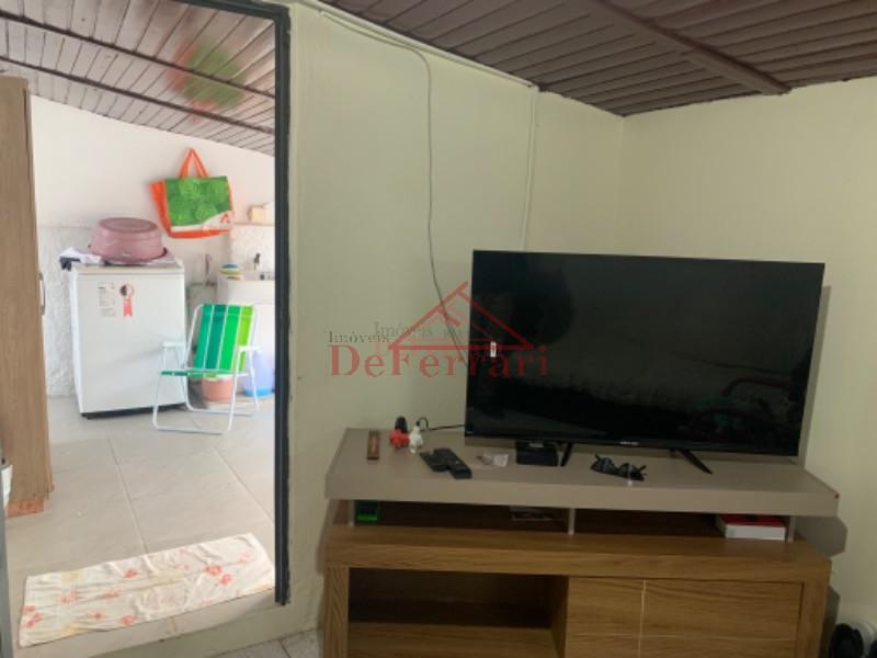 Casa à venda com 2 quartos, 300m² - Foto 12