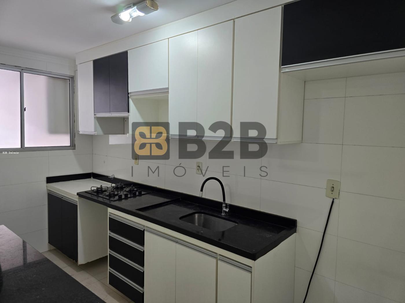 Apartamento à venda com 2 quartos, 98m² - Foto 2