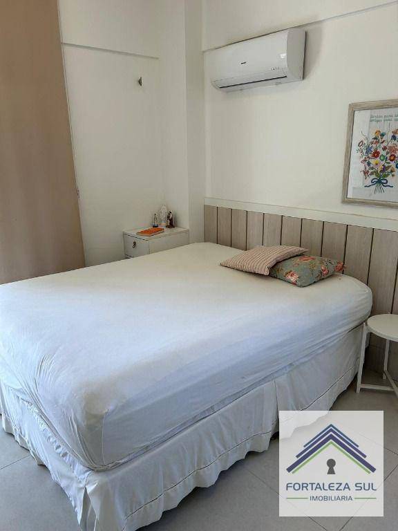 Apartamento à venda com 2 quartos, 65m² - Foto 18