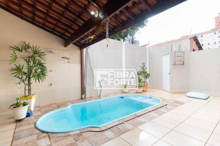 Casa à venda com 3 quartos, 221m² - Foto 43