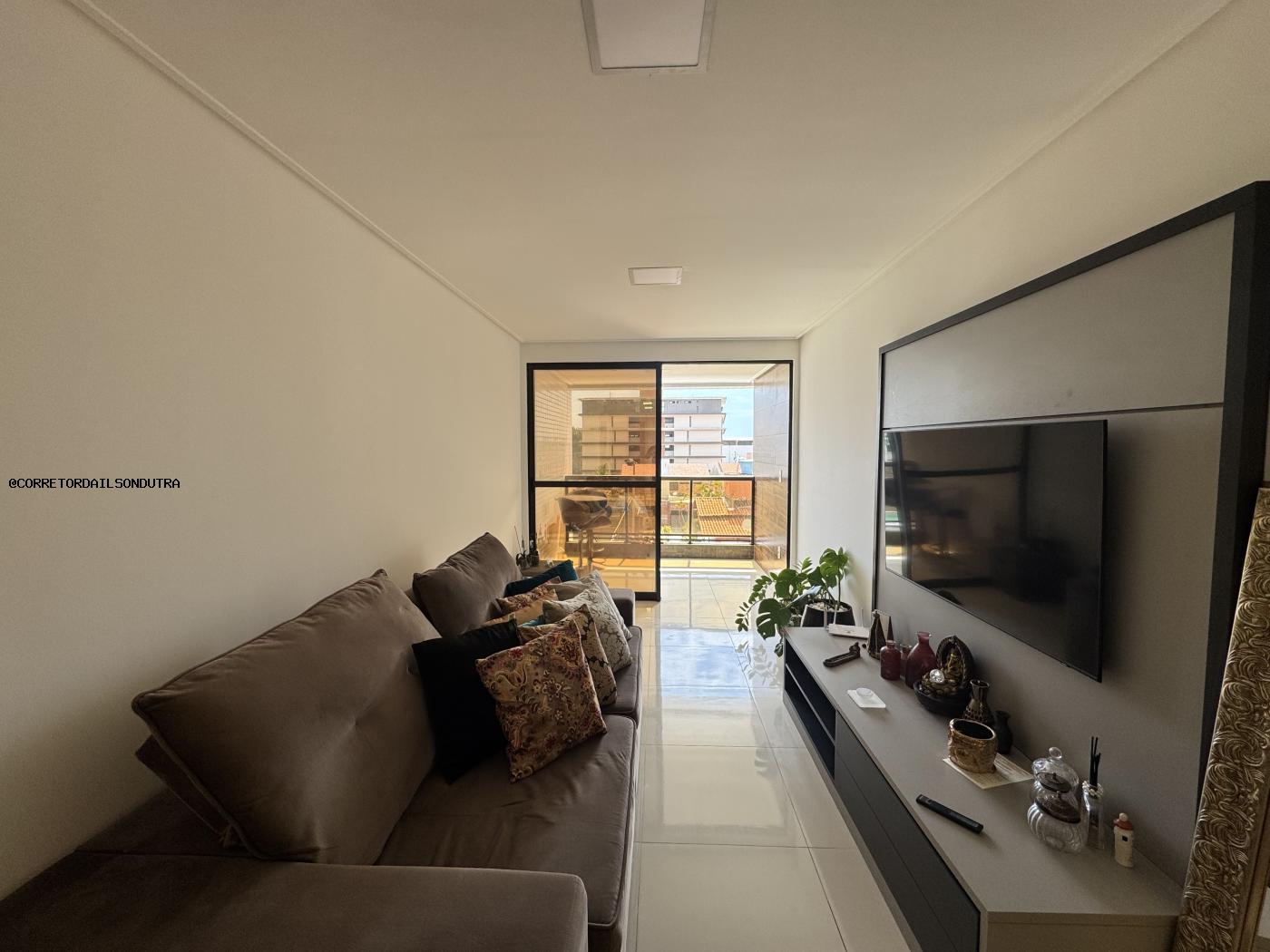 Apartamento à venda com 3 quartos, 105m² - Foto 7