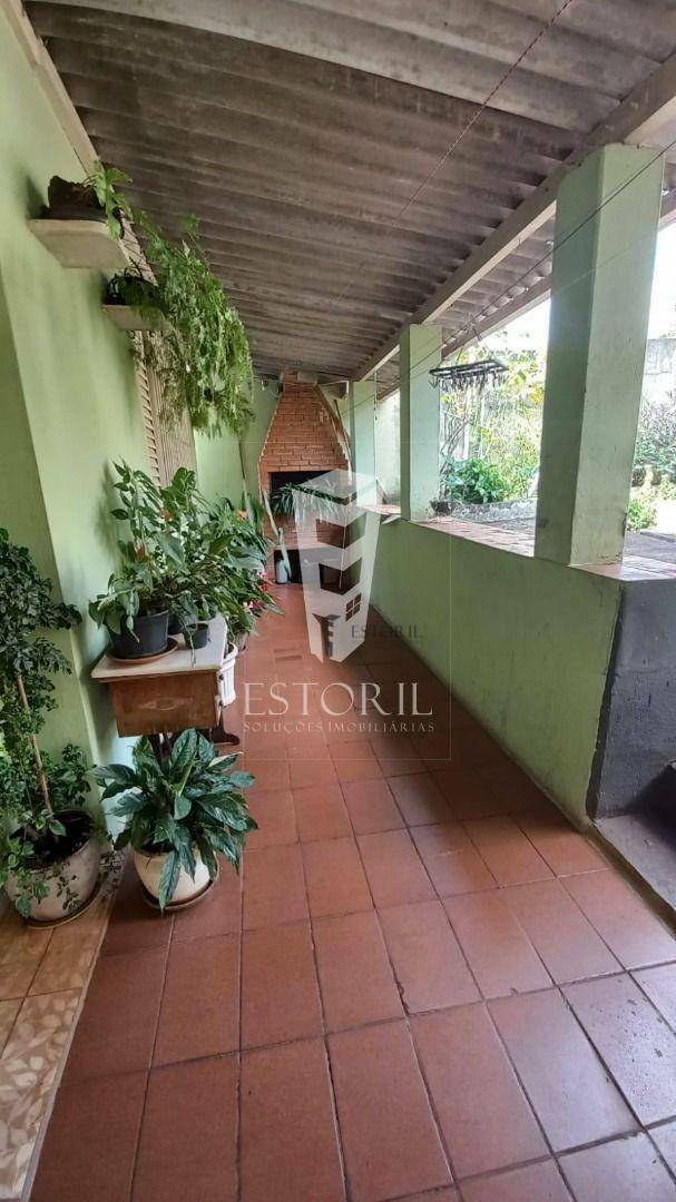 Sobrado à venda com 4 quartos, 154m² - Foto 3