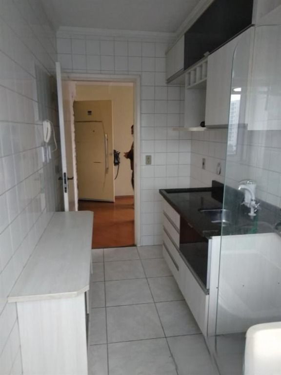 Apartamento à venda com 2 quartos, 44m² - Foto 15