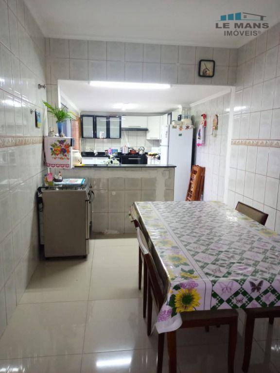 Casa de Condomínio à venda com 3 quartos, 150m² - Foto 8